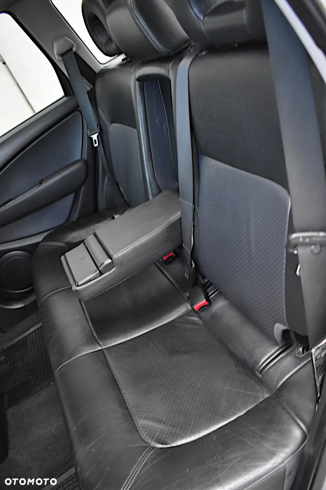 Mitsubishi Outlander 2.4 4WD Automatik Intense - 32