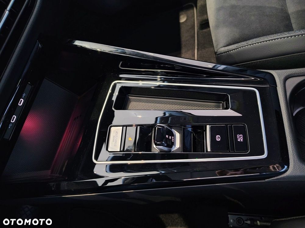 Volkswagen Golf - 17