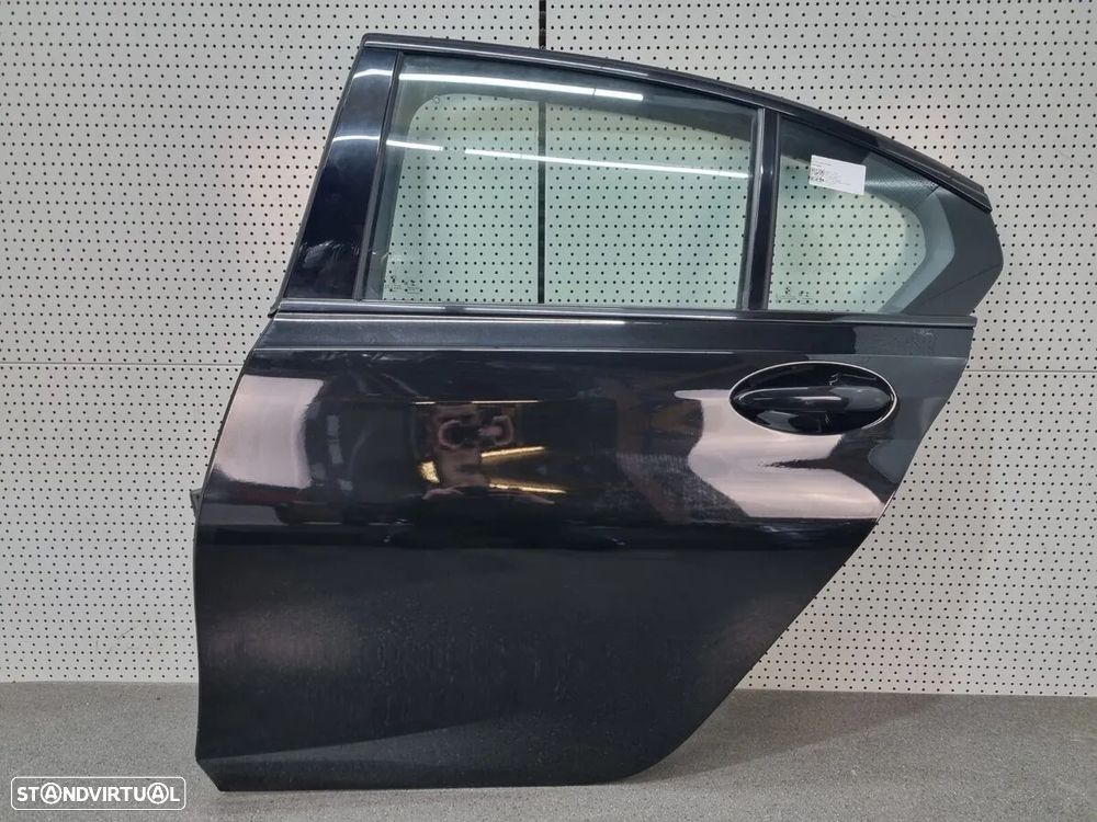Porta Tras esquerda BMW Serie 3 G20 G28 G80 CARRO 2019-2024 - 1
