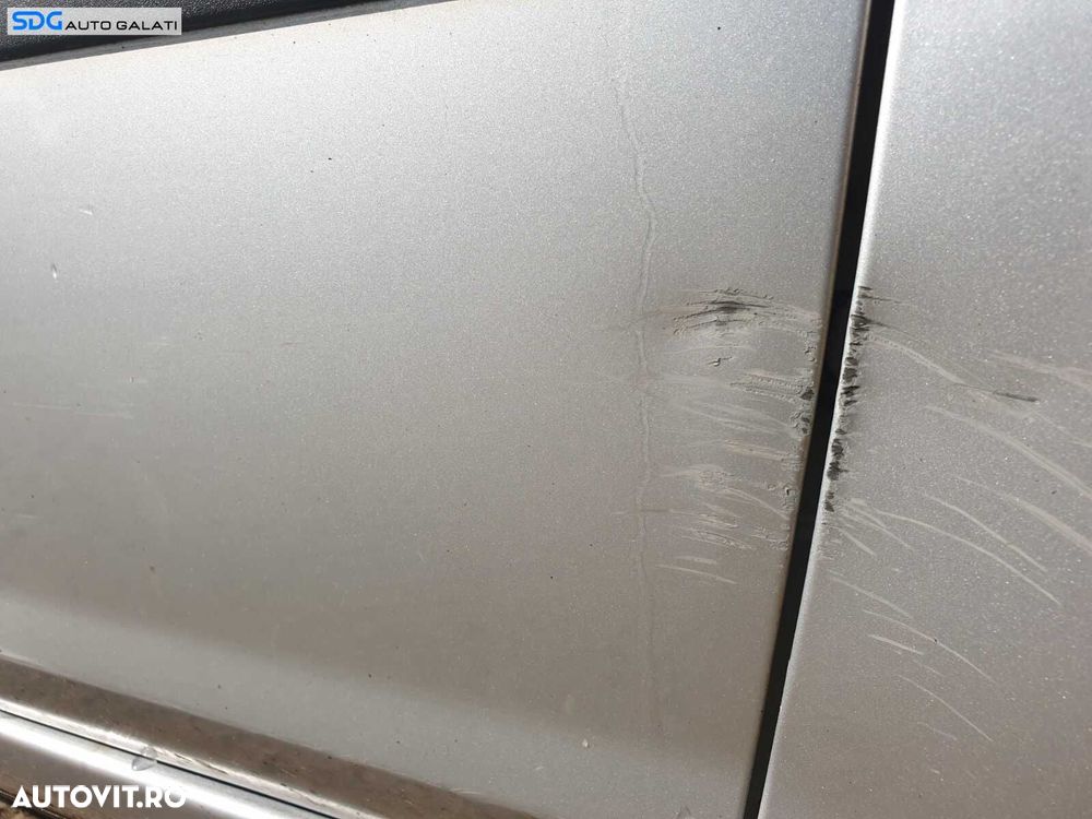 Usa Usi Portiera Portiere Dreapta Fata Dezechipata cu Defect Ford C-Max 2004 - 2008 Culoare O3 - 4