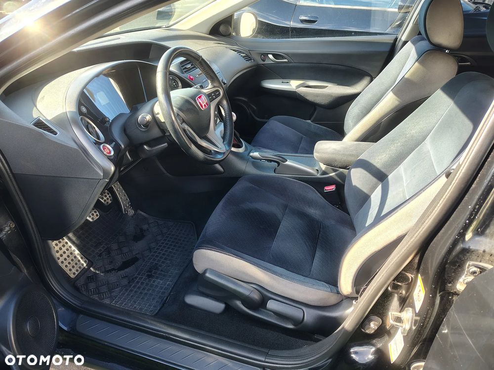 Honda Civic - 10