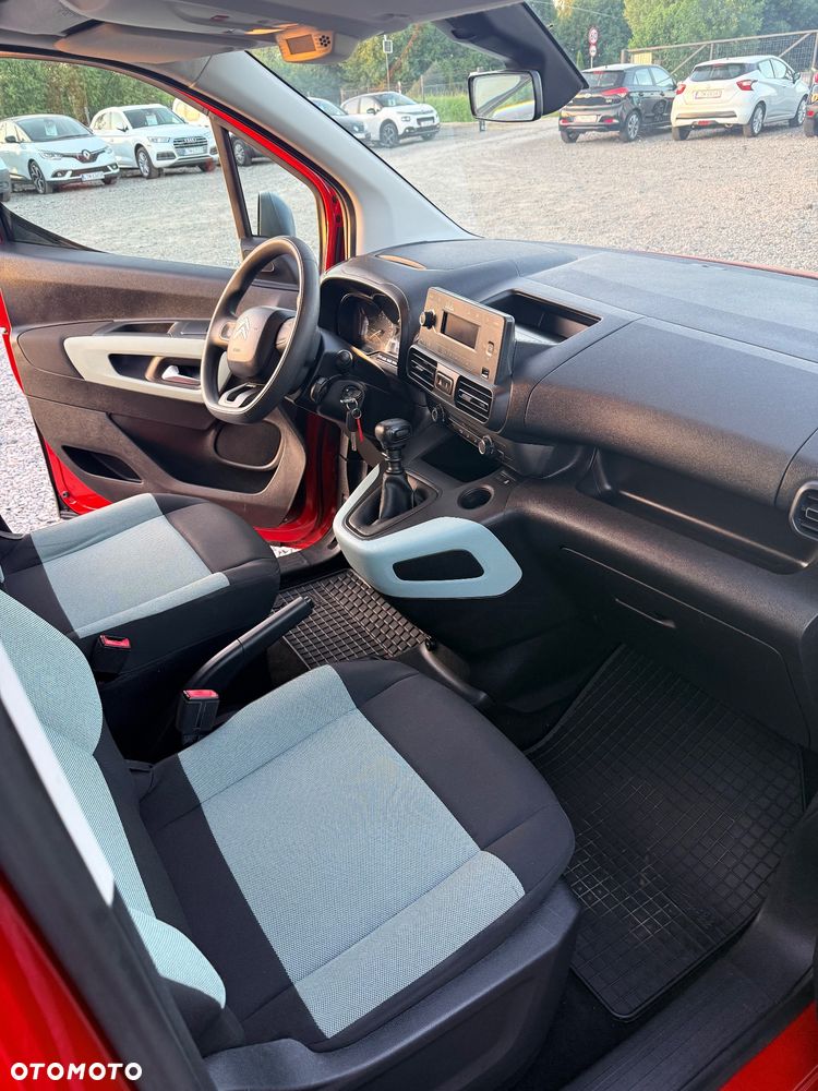 Citroën Berlingo XL 7-Sitzer PureTech 110 FEEL - 7
