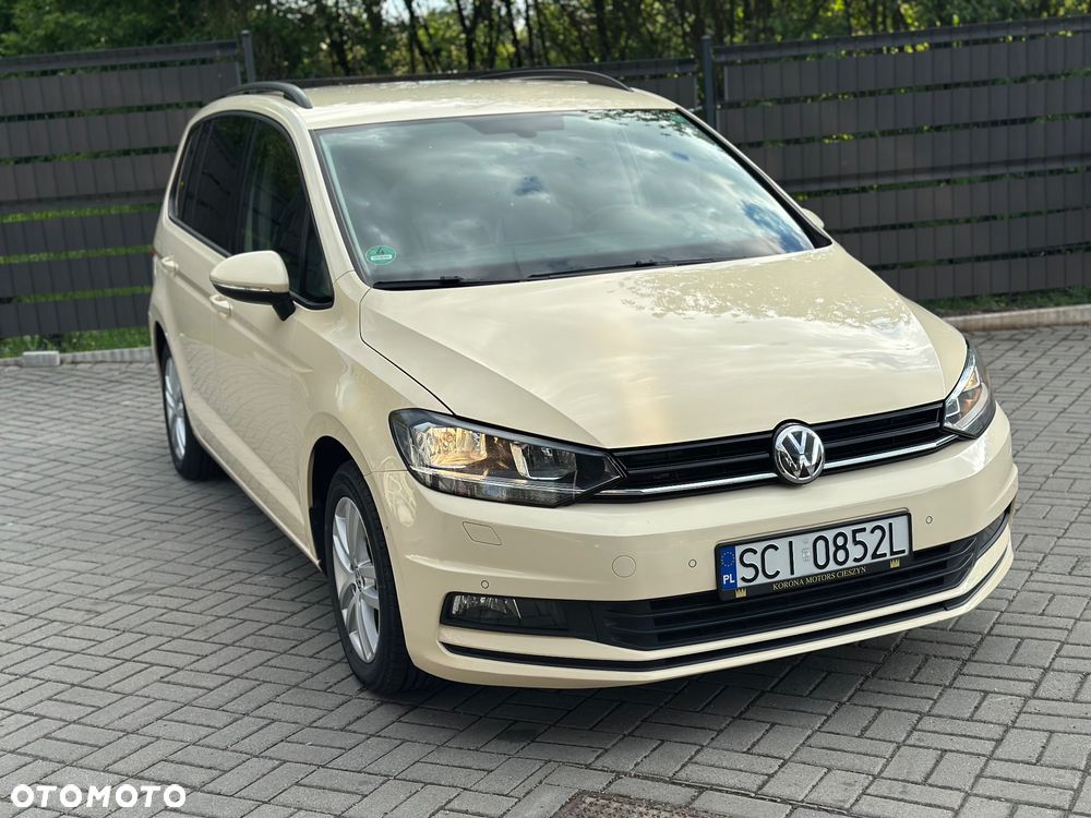 Volkswagen Touran - 3