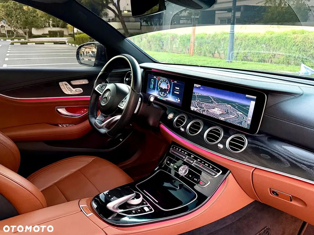 Mercedes-Benz Klasa E 400 7G-TRONIC - 9