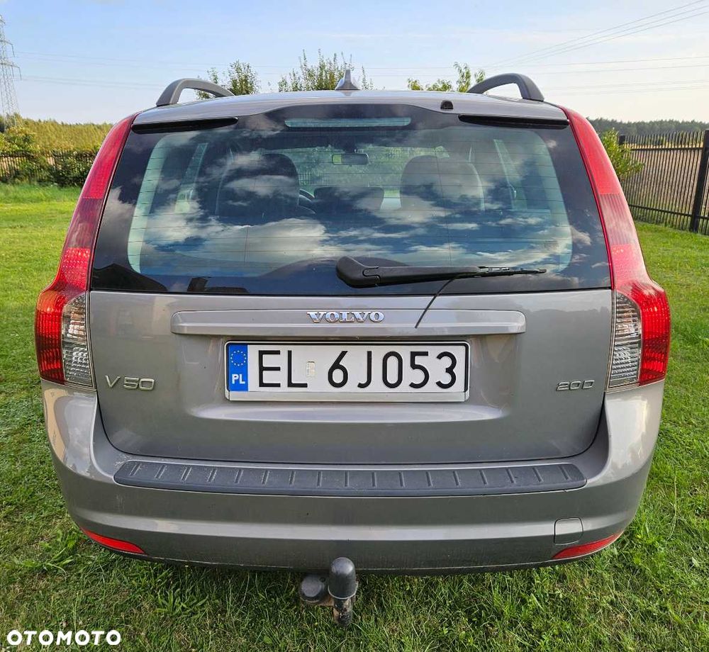 Volvo V50 - 2