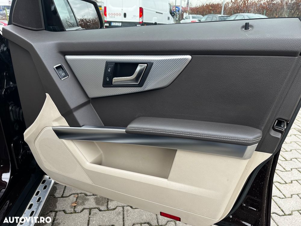 Mercedes-Benz GLK 250 CDI DPF 4Matic BlueEFFICIENCY 7G-TRONIC - 21