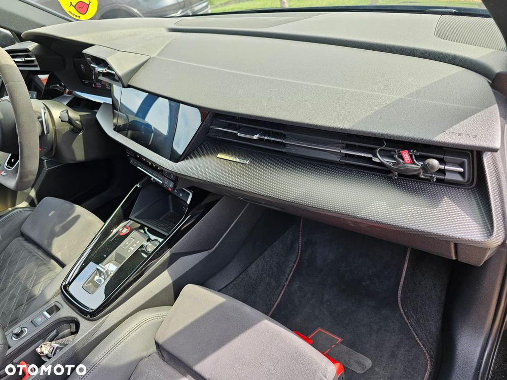 Audi RS3 Sportback - 36