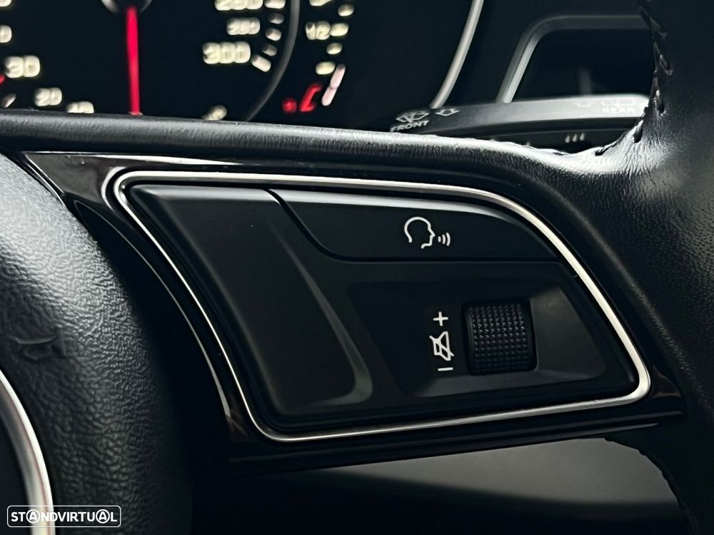 Audi A4 Avant 2.0 TDI Business Line - 23