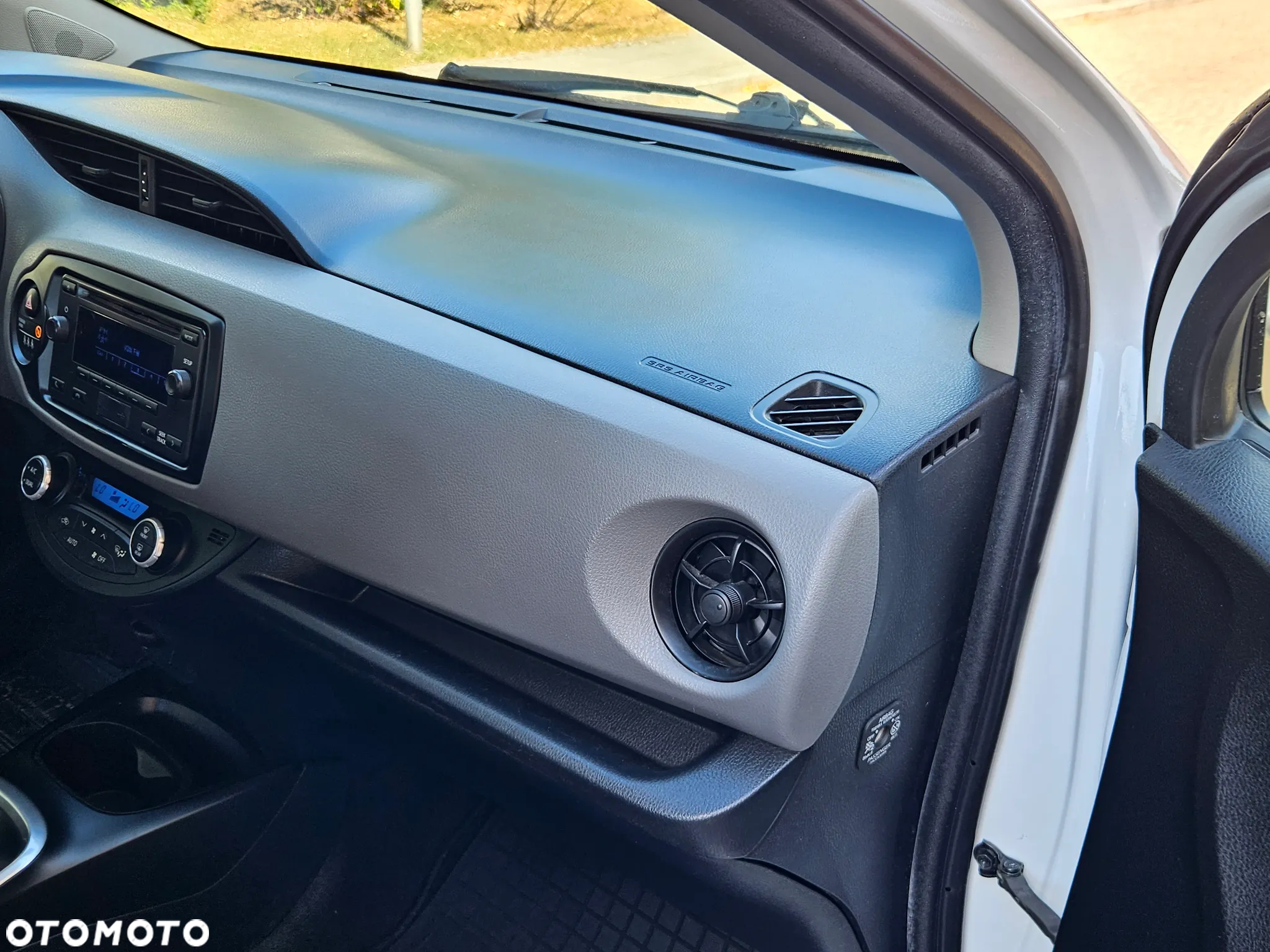 Toyota Yaris - 17