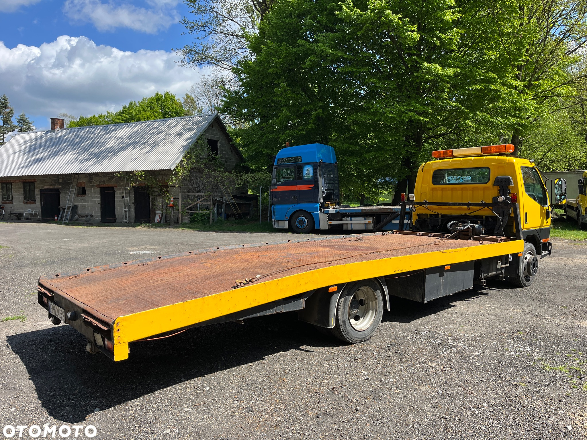 Mitsubishi Canter - 7