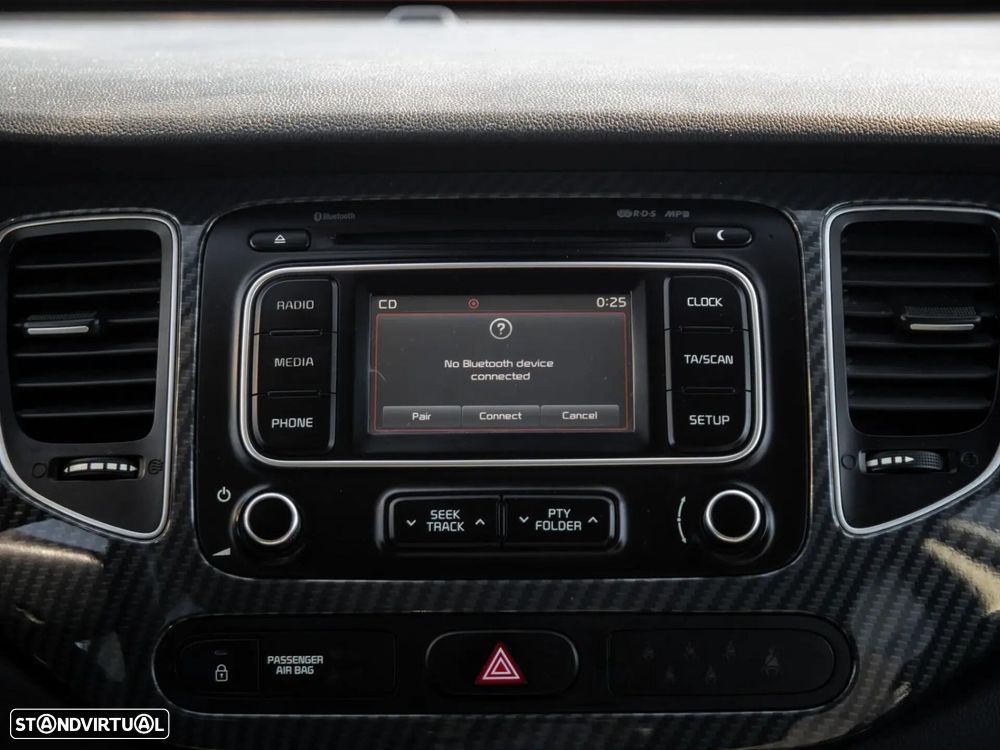 Kia Carens 1.7 CRDi ISG TX - 27