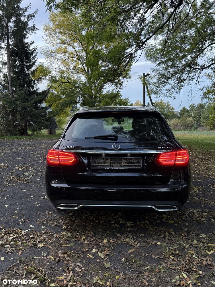 Mercedes-Benz C-Class 2015 photo 3