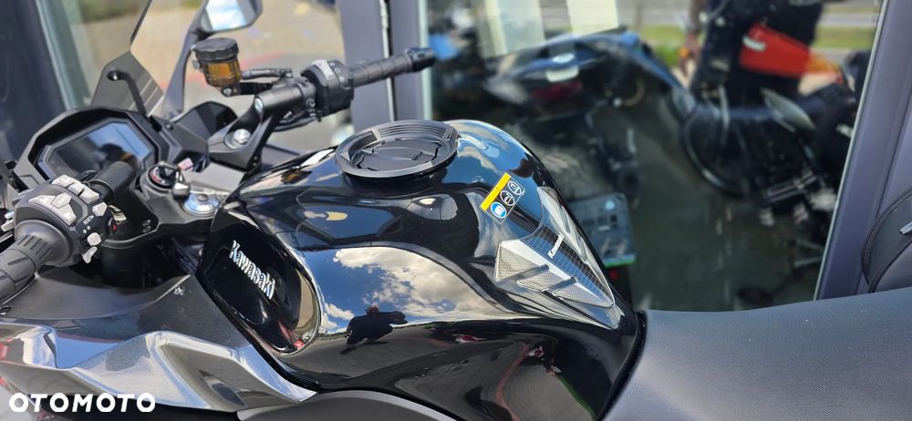 Kawasaki Ninja 1000 SX - 33