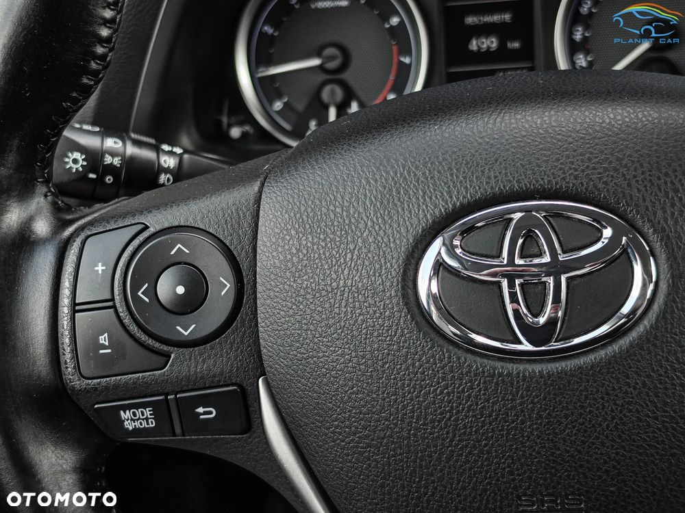 Toyota Auris - 26