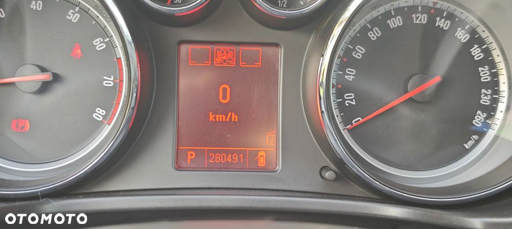 Opel Insignia 2.0 T Sport - 8