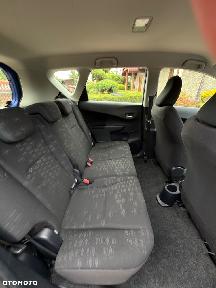 Subaru Trezia 1.4D Active Sport - 19