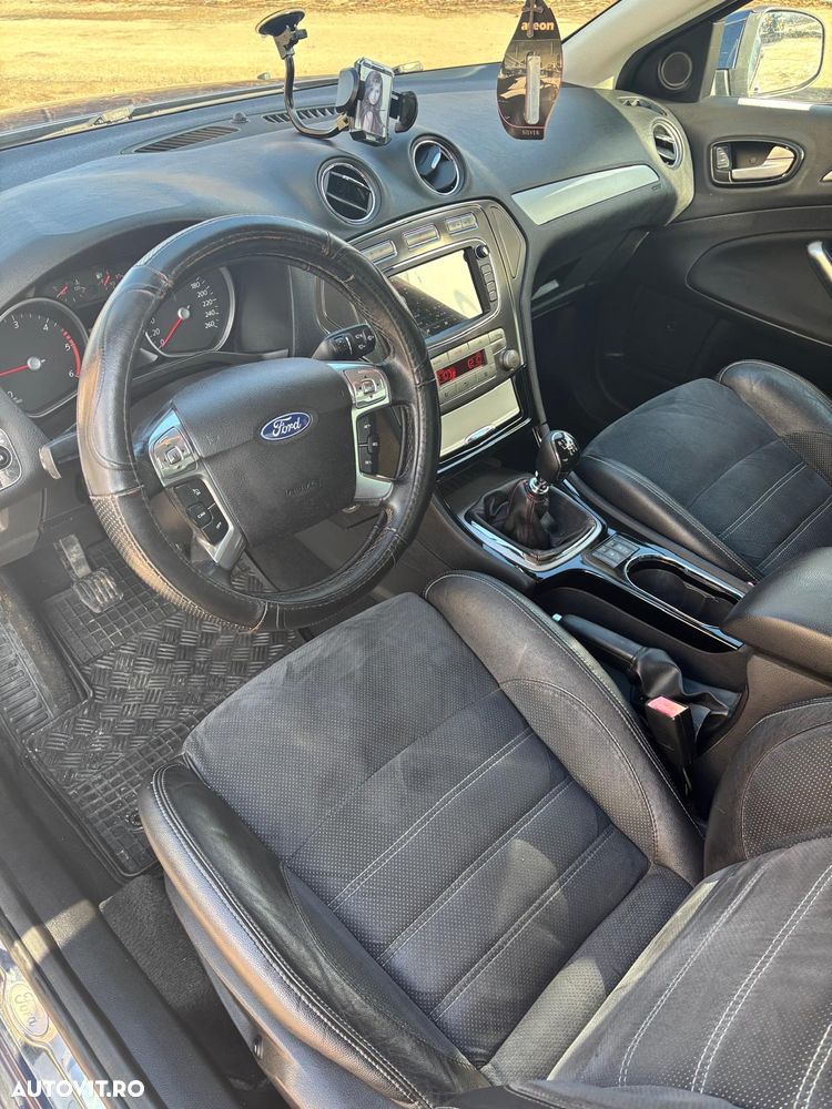 Ford Mondeo 2.0 TDCI Trend - 4