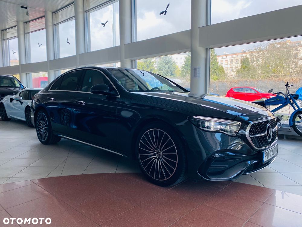 Mercedes-Benz Klasa E 200 mHEV 4-Matic AMG 9G-Tronic - 9