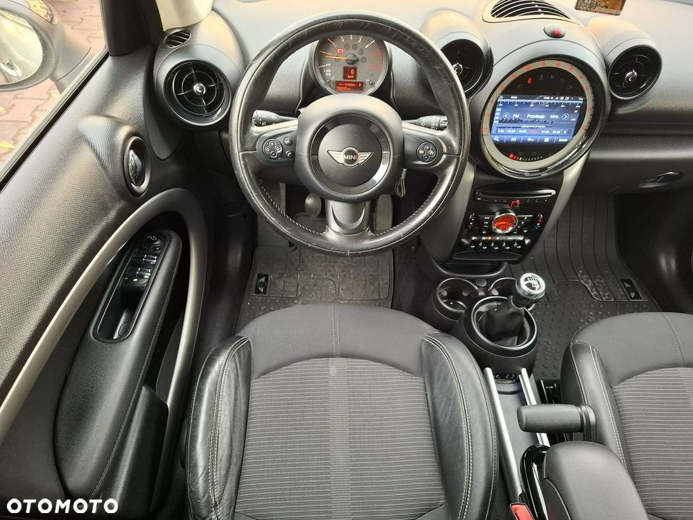 Mini Countryman 2015 photo 2