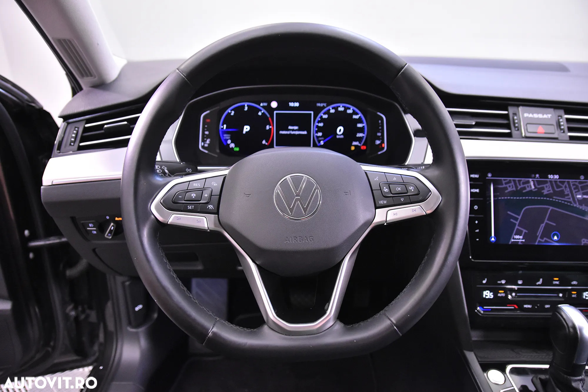 Volkswagen Passat - 16