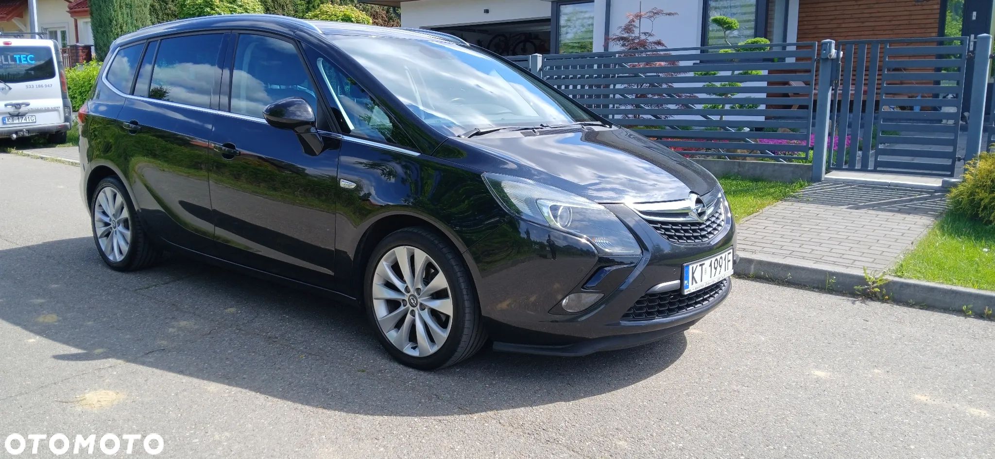 Opel Zafira 1.6 CDTI Cosmo - 1