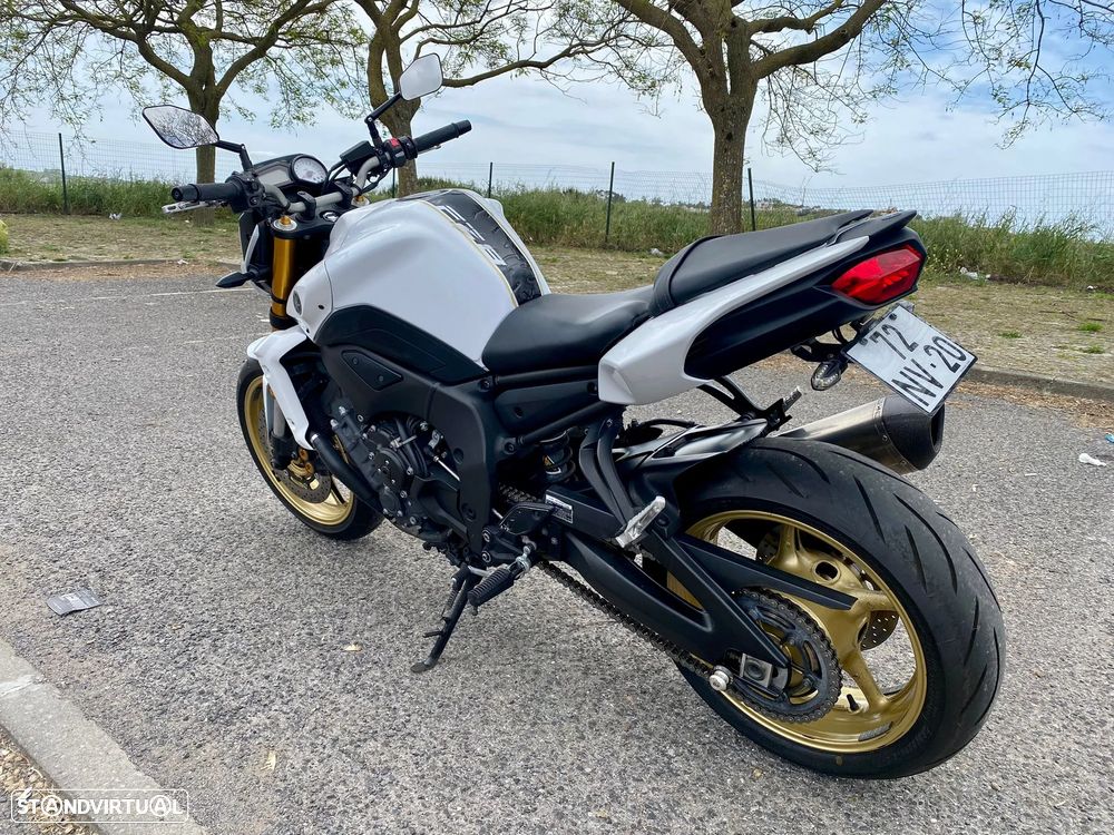 Yamaha FZ - 18