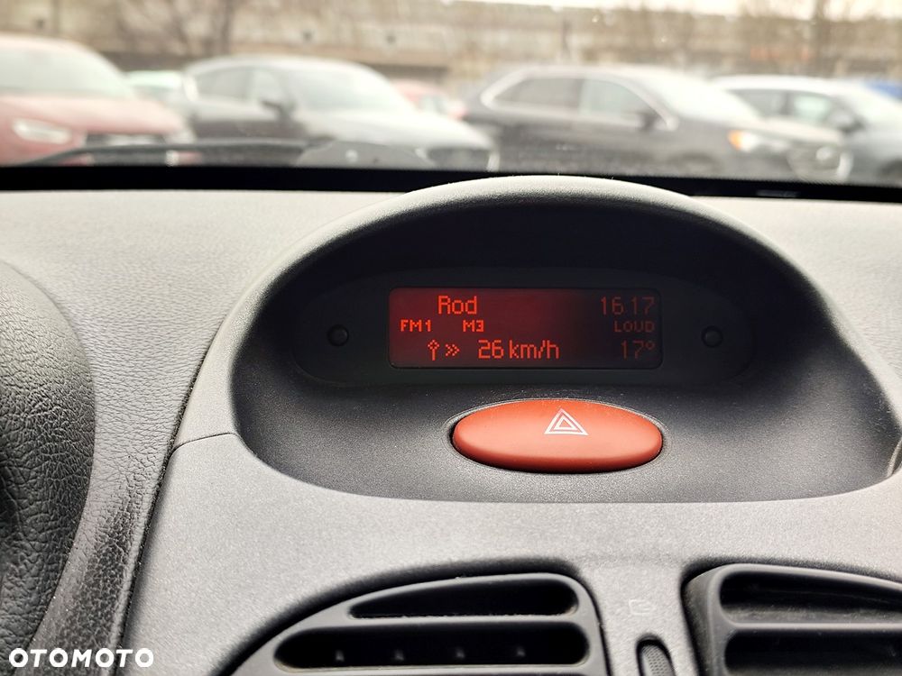 Peugeot 206 CC 1.6 - 15