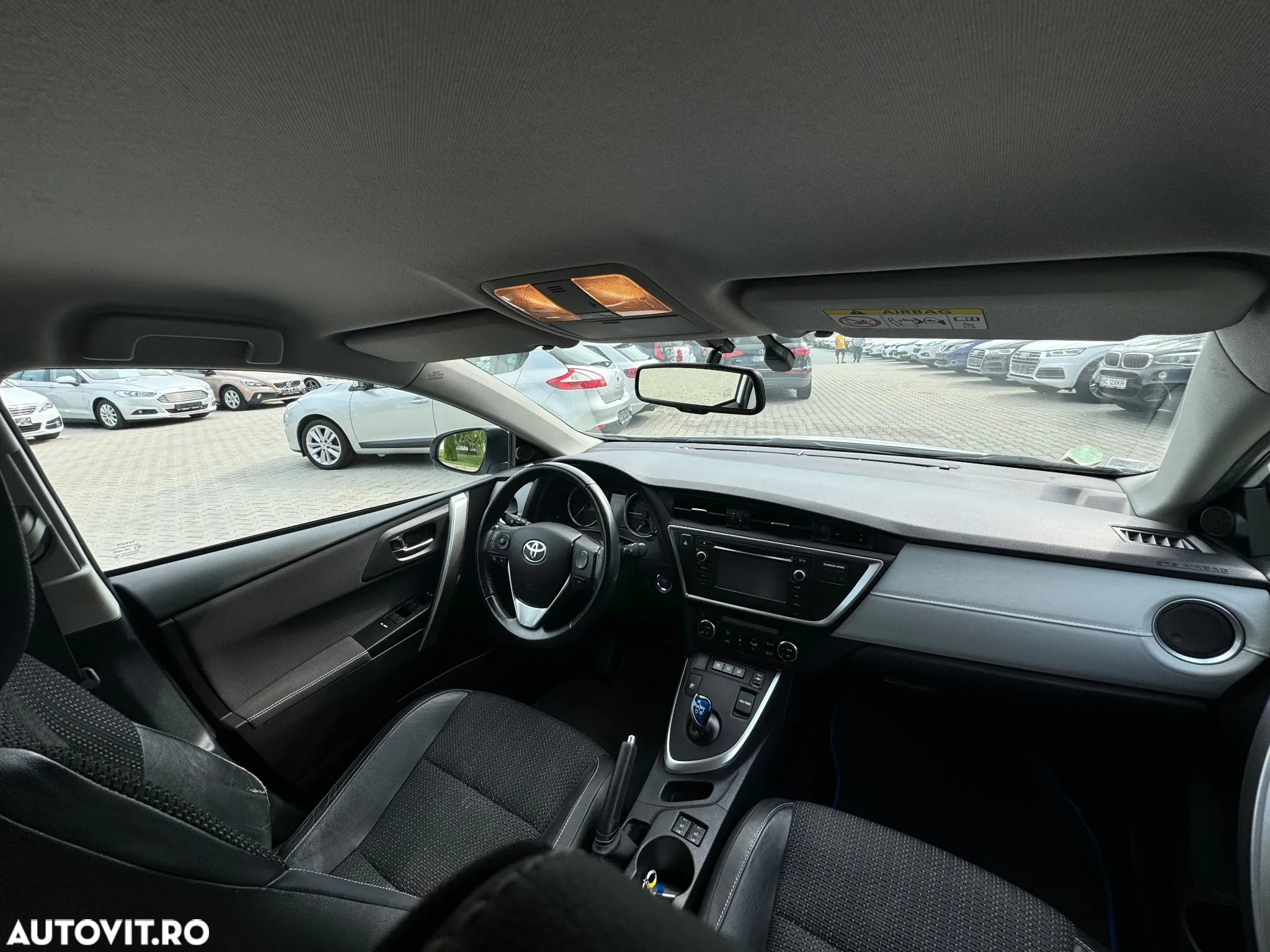Toyota Auris 1.8 L VVT-i Hybrid Luna - 9