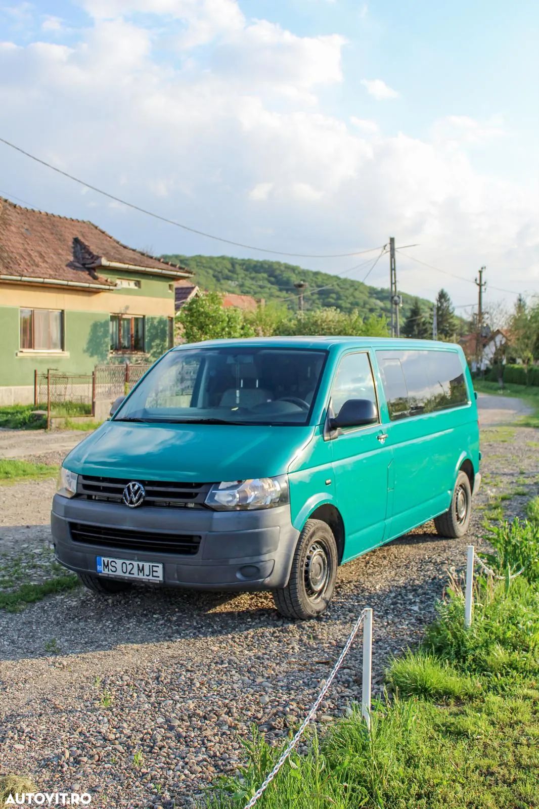 Volkswagen Transporter - 1