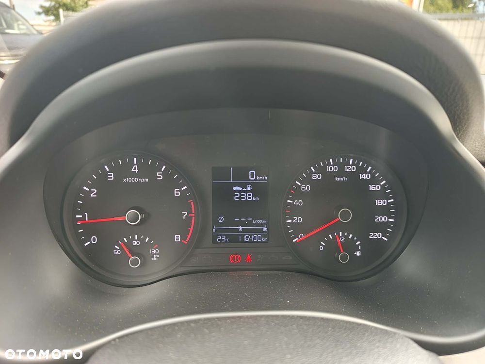 Kia Rio - 19