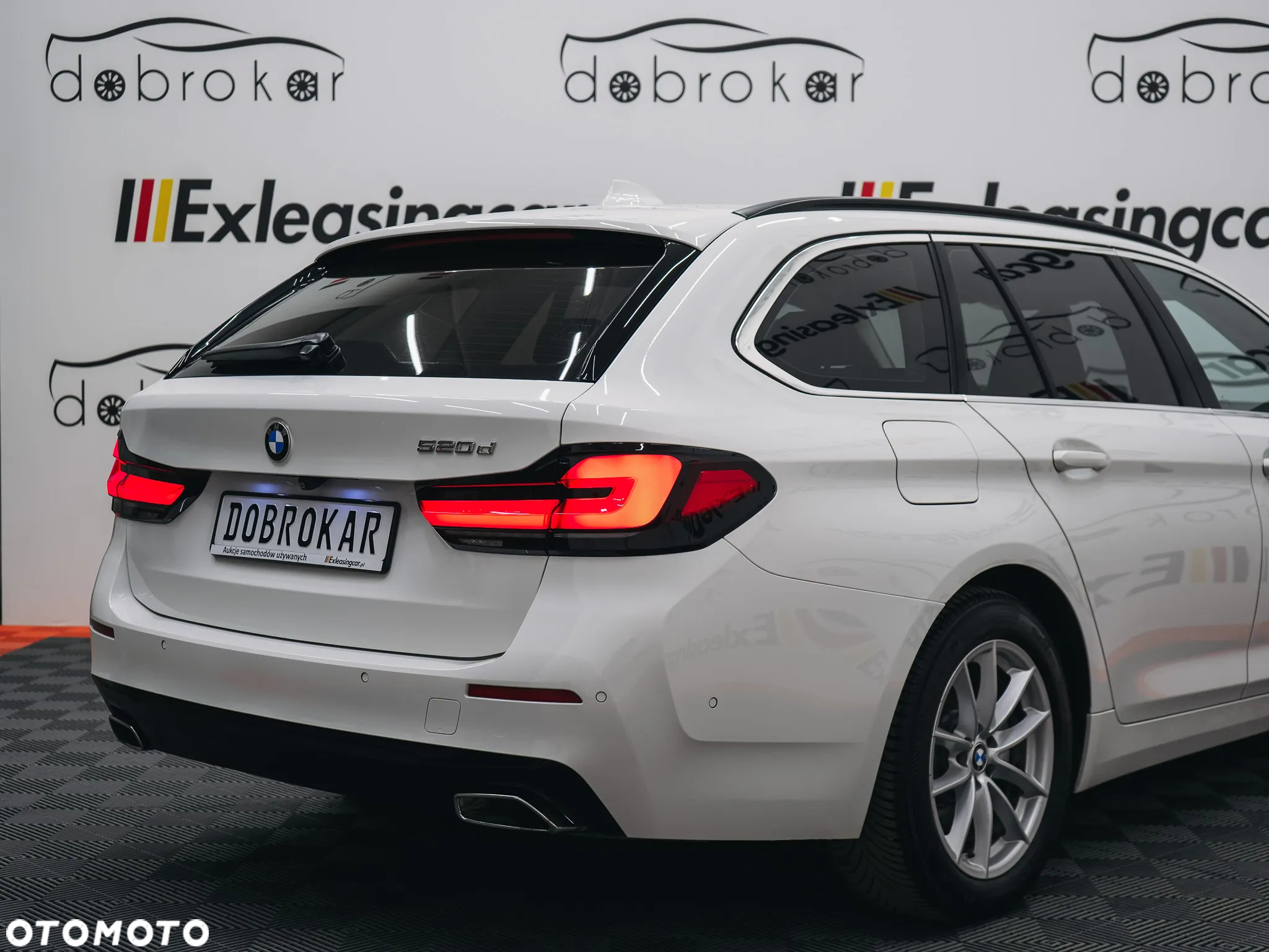 BMW Seria 5 520d Touring - 14