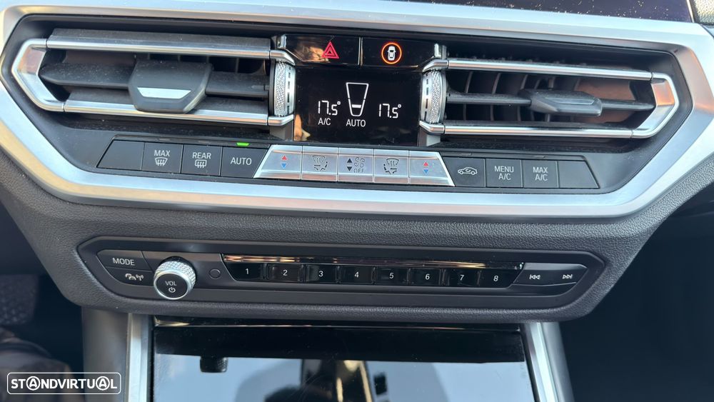 BMW 320 d Ultimate Auto - 23
