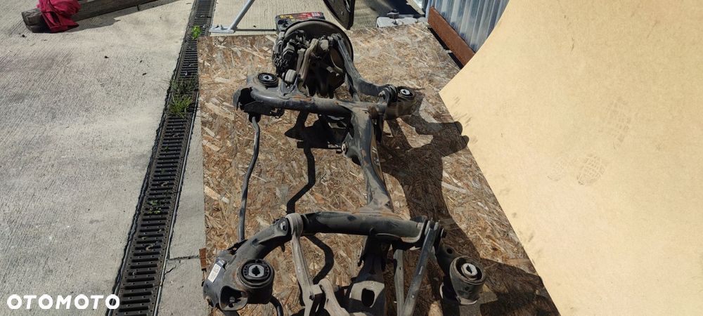 SANKI WÓZEK TYŁ KOMPLET AUDI A4 B9 A5 8W0505235S - 7