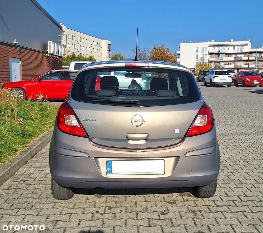 Opel Corsa - 4