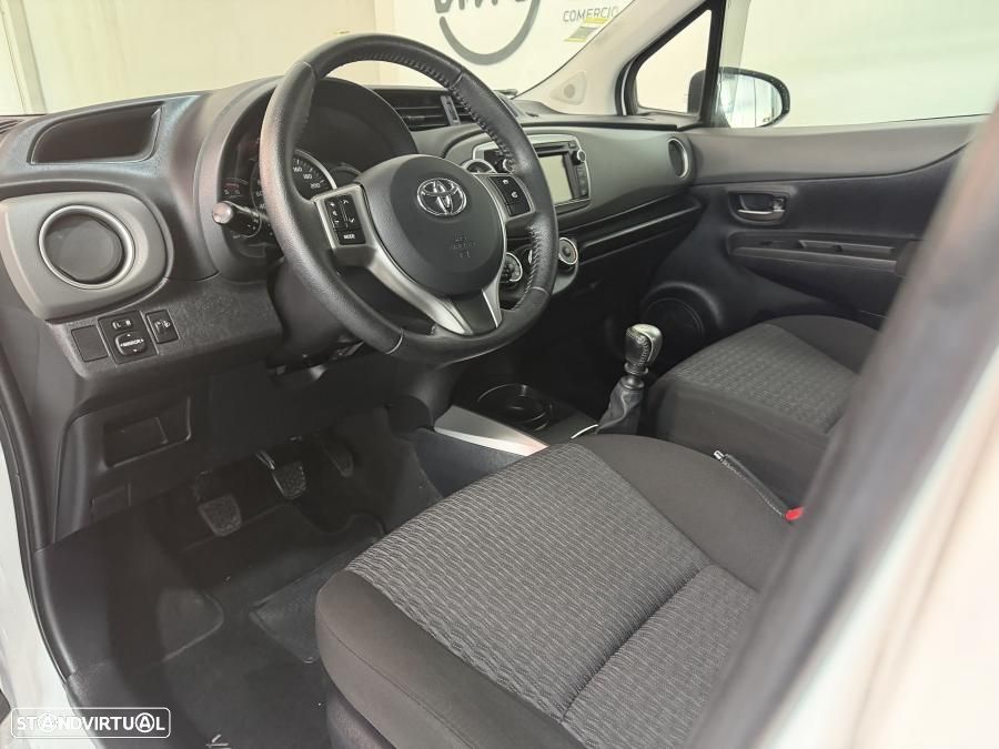 Toyota Yaris 1.4 D-4D Comfort+P.Style - 9