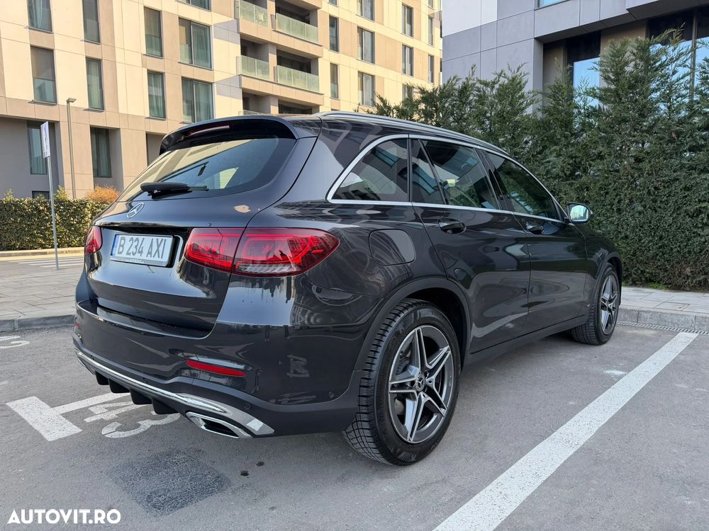 Mercedes-Benz GLC - 7