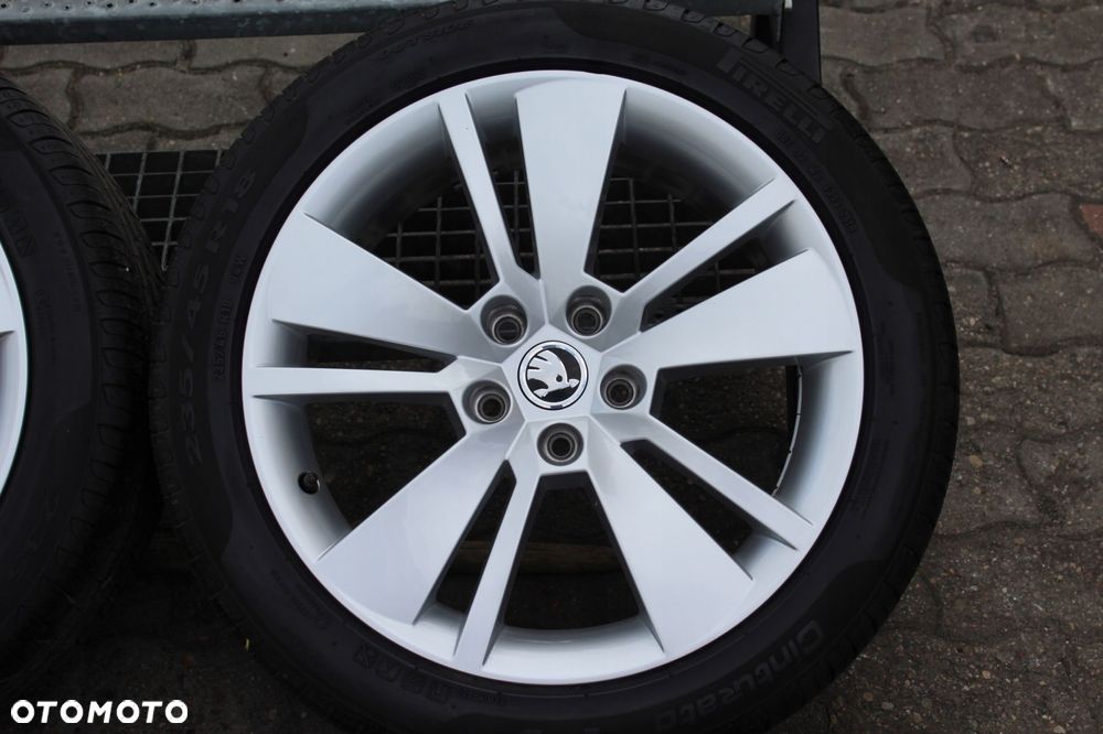 oryg skoda superb 3v0 18cali 5x112 et44 8j - 3
