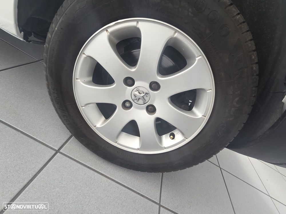 Peugeot Partner - 13