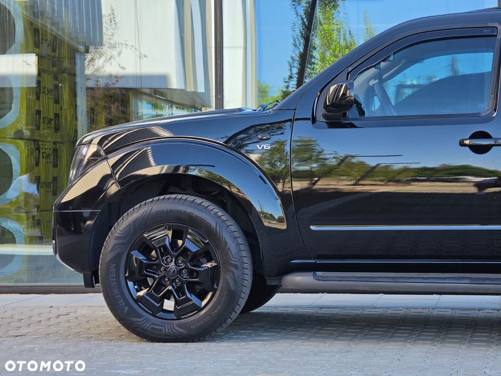 Nissan Pathfinder - 24