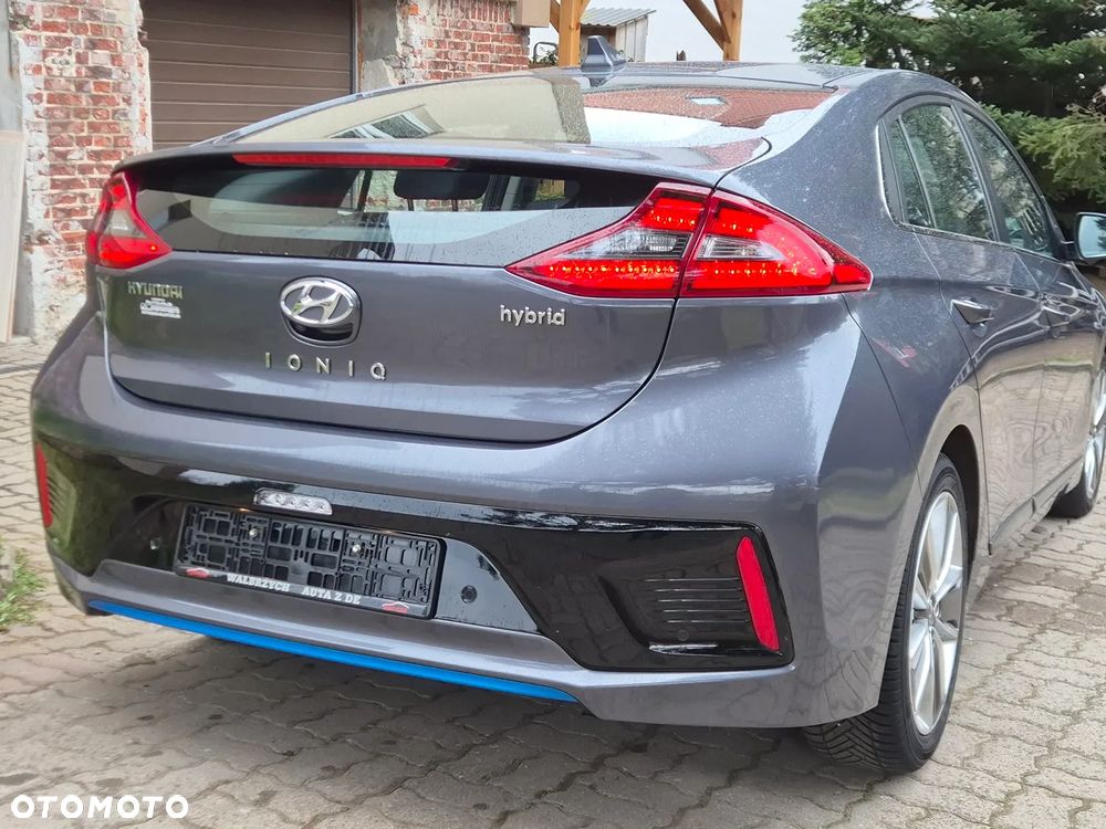 Hyundai IONIQ - 5