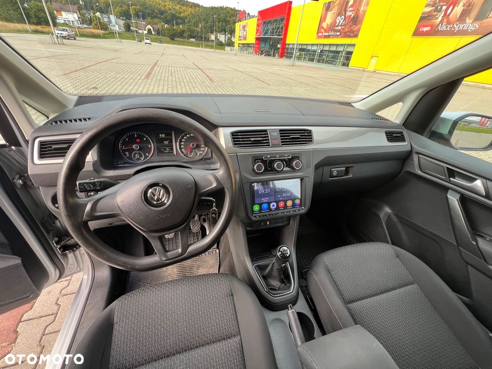Volkswagen Caddy - 28