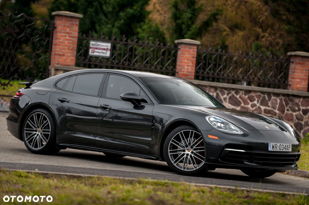Porsche Panamera 4 GPF Executive - 3