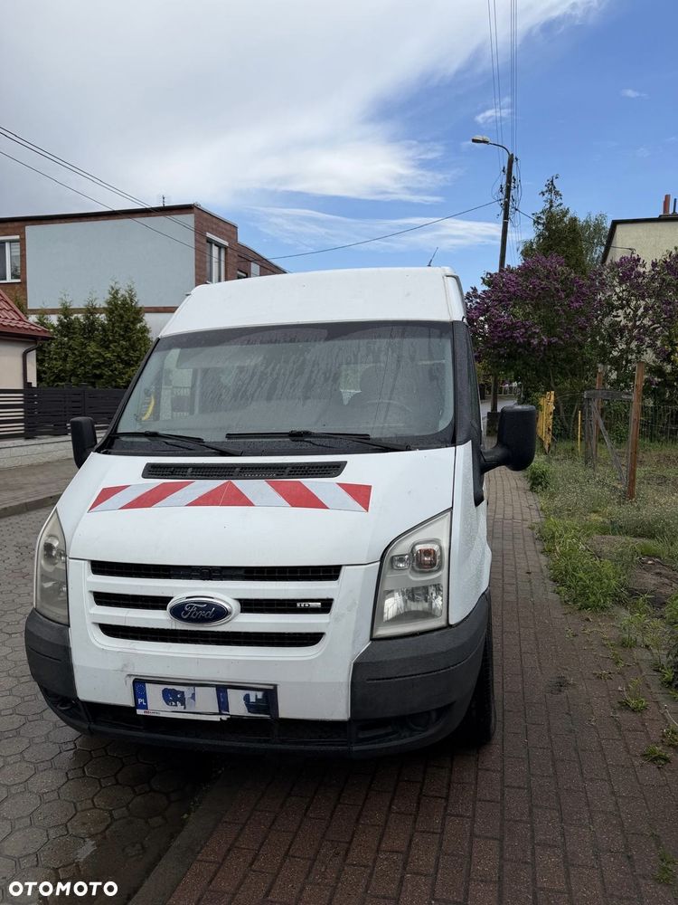 Ford Transit - 1