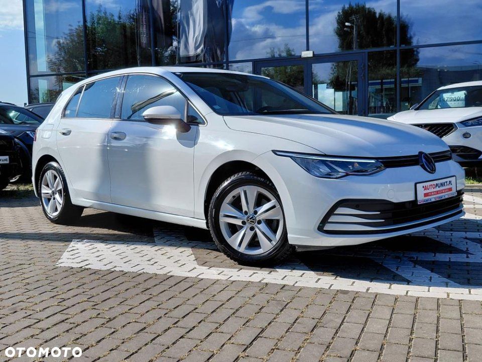 Volkswagen Golf - 6