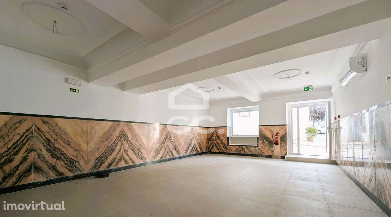 Loja, 153,14 m², Abrantes (São Vicente e São João) e Alferrarede - Grande imagem: 5/30