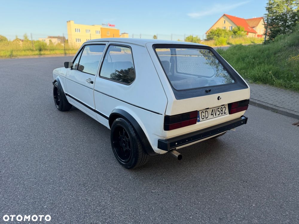 Volkswagen Golf 1.6 CL TD - 9