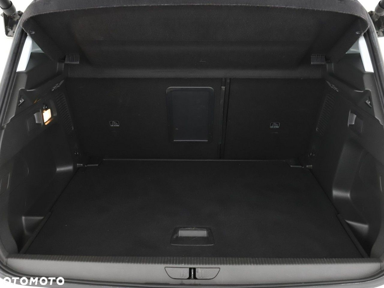 Opel Grandland X 1.2 T GPF Innovation S&S - 20