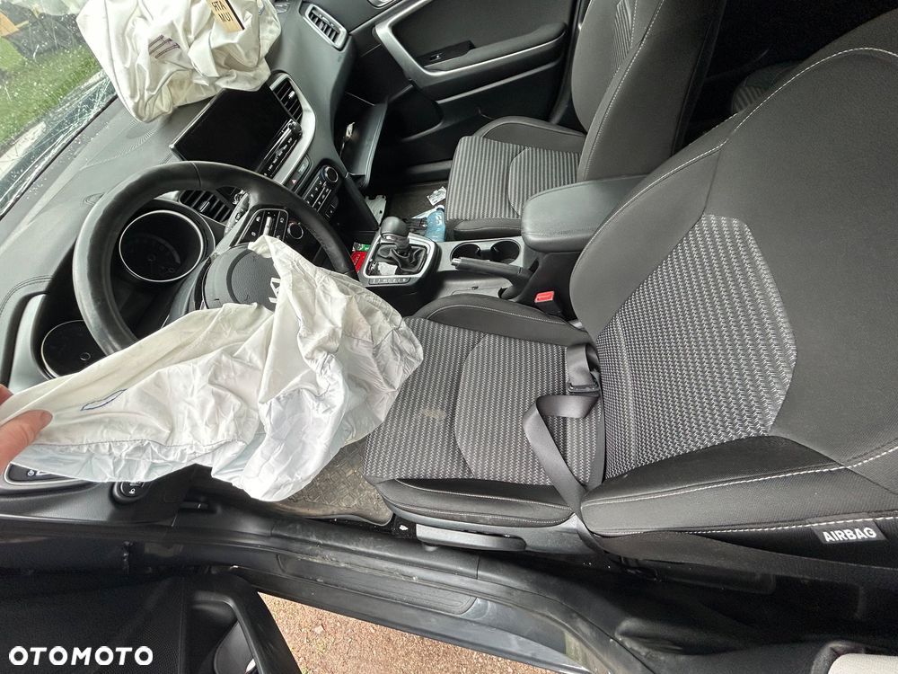 Kia Ceed 1.5 T-GDI DCT7 OPF Platinum - 6