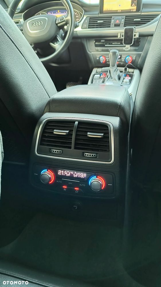 Audi A6 Avant 2.0 TDI Ultra S tronic - 13