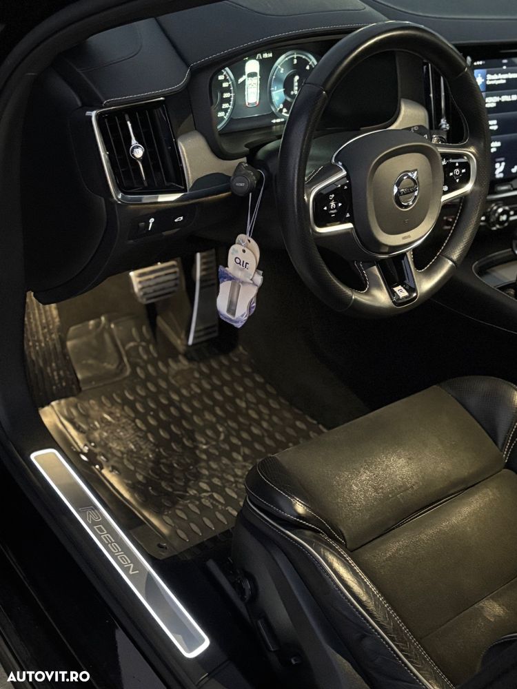 Volvo V90 D5 AWD R-Design - 13